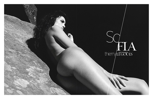 Sofia resing naked