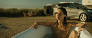 Video Irene Arcos Desnuda, Tetas - El Embarcadero 2x01