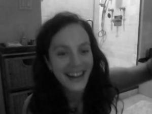 Video Jessica Brown Findlay Desnuda En El Baño