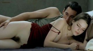 Video Roxane Mesquida Nude - Sex Is Comedy (2002)