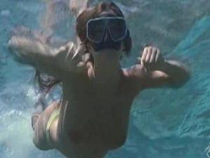 Video Manuela Arcuri Topless In Movie "teste Di Cocco"