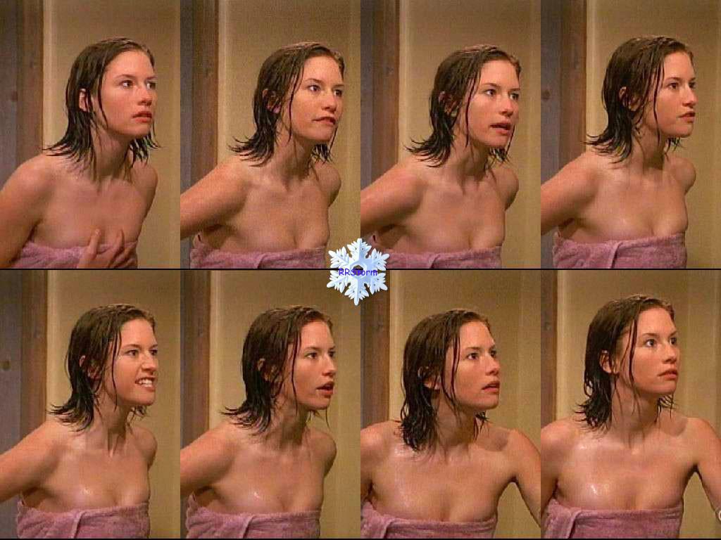 Chyler leigh topless