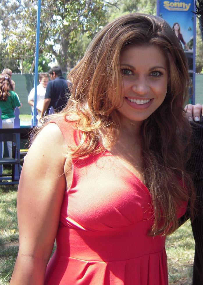 Naked pictures of danielle fishel
