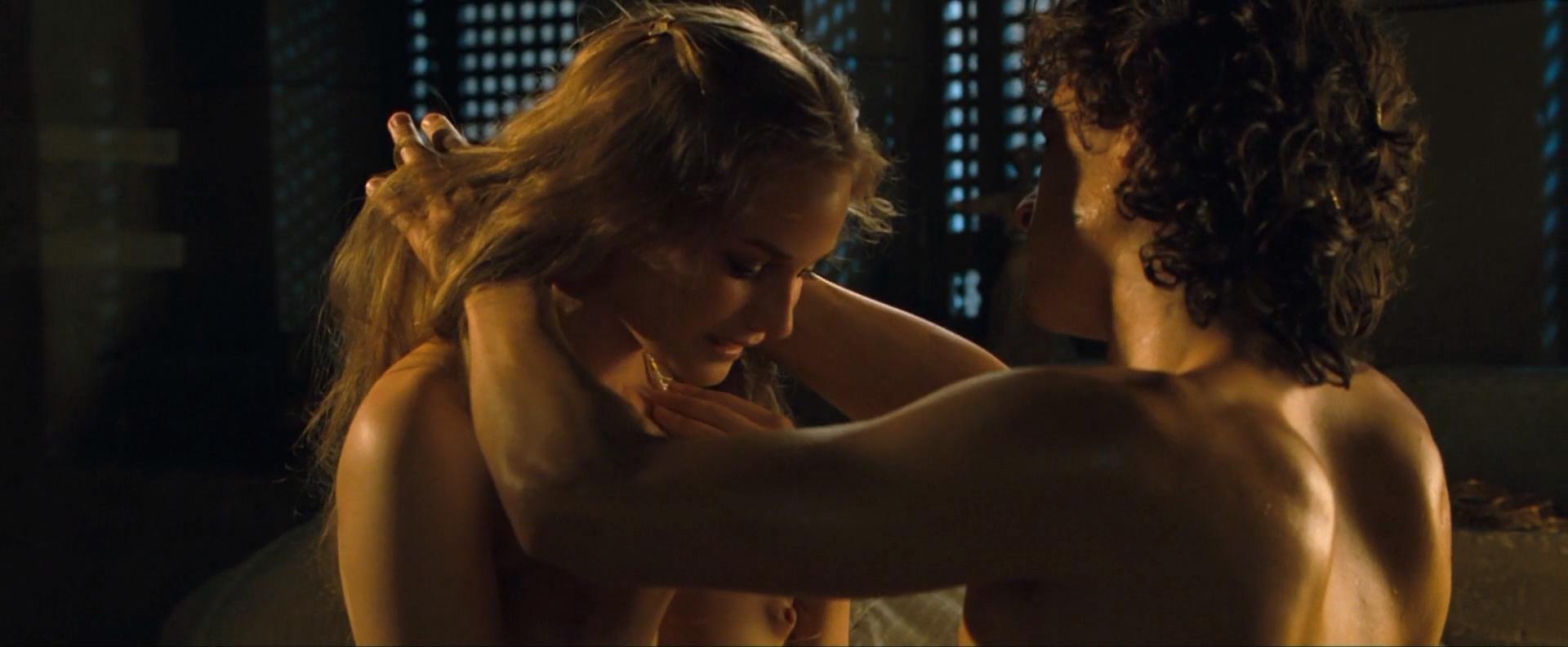 Diane Kruger Nude Butt And Side Boob