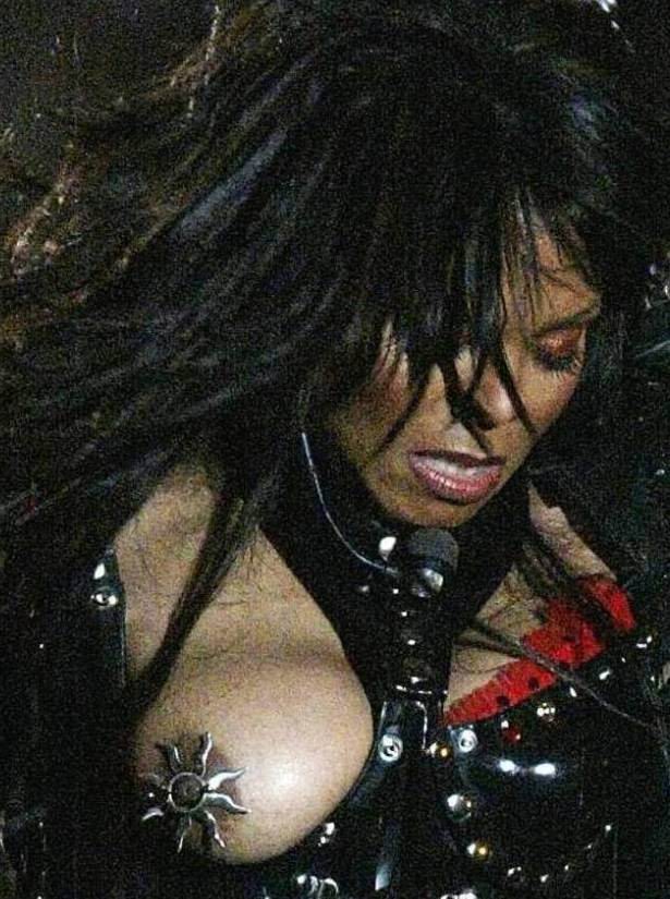 Janet jackson's super bowl wardrobe malfunction