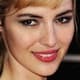 Cara de Louise Bourgoin