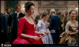 Caitriona Balfe dans Outlander [1300x780] [162.88 kb]