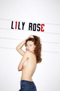 Lily Rose Cameron [853x1280] [104.94 kb]
