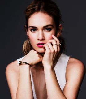 Lily James [740x851] [96.17 kb]