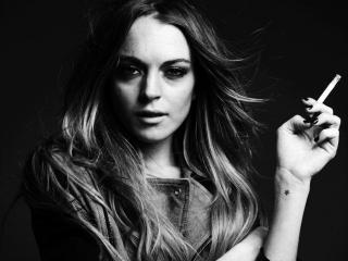Lindsay Lohan [900x676] [83.98 kb]