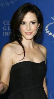 Mary-Louise Parker [301x550] [19.41 kb]
