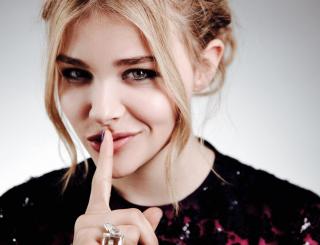 Chloë Grace Moretz [2024x1554] [292.93 kb]