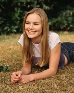 Kate Bosworth [403x500] [41.83 kb]