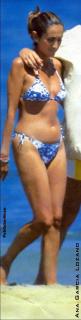Ana García Lozano dans Bikini [306x1200] [40.24 kb]