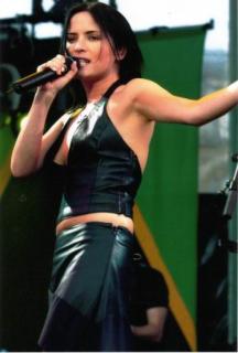 Andrea Corr [350x518] [24.41 kb]