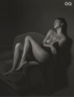Irina Shayk in Gq Nude [579x750] [35.17 kb]