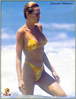 Esther Arroyo dans Bikini [593x768] [73.39 kb]