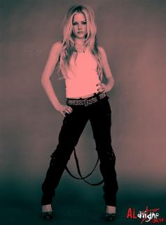 Avril Lavigne [1000x1349] [142.75 kb]