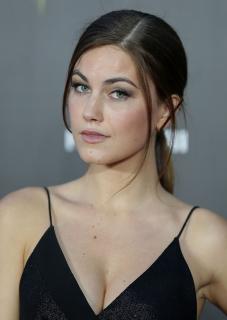 Charlotte Best [728x1024] [92.21 kb]