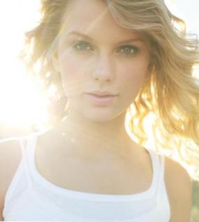 Taylor Swift [346x386] [12.36 kb]