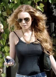 Lindsay Lohan [1200x1635] [234.48 kb]