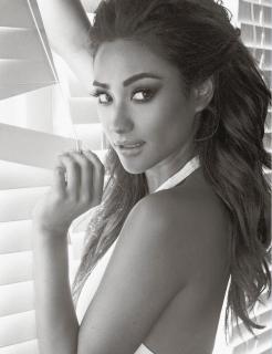 Shay Mitchell in Galore [600x779] [58.36 kb]