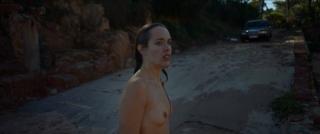 Lucía Delgado in El Arbol De La Sangre Nude [1280x536] [76.74 kb]