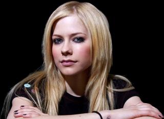 Avril Lavigne [790x576] [54.22 kb]