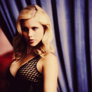 Claire Holt [499x499] [30.41 kb]