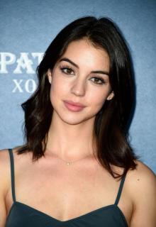 Adelaide Kane [740x1076] [138.88 kb]