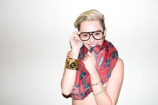 Miley Cyrus [1280x855] [95.92 kb]