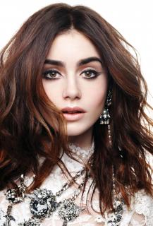 Lily Collins [936x1376] [231.15 kb]