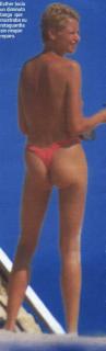 Esther Arroyo en Topless [306x1000] [42.82 kb]