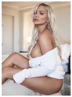 Lindsey Pelas [1163x1575] [212.64 kb]