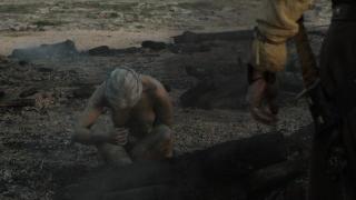 Emilia Clarke dans Jeu Des Trônes Nue [1280x720] [80.93 kb]