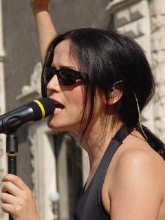 Andrea Corr [375x500] [34.03 kb]