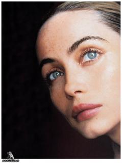 Emmanuelle Béart [878x1174] [116.12 kb]