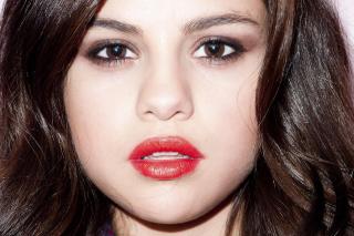 Selena Gomez [1280x855] [204.03 kb]