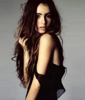 Lily Collins [450x532] [23.98 kb]