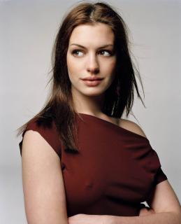Anne Hathaway [1600x1976] [536.67 kb]