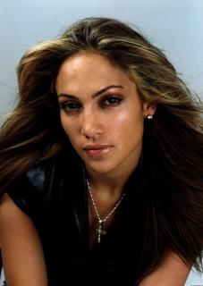 Jennifer Lopez [2795x3928] [1634.26 kb]