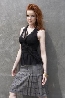 Marcia Cross [3328x4992] [1473.72 kb]