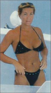 Norma Duval in Bikini [382x702] [33.66 kb]