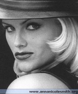 Anna Nicole Smith [306x370] [20.06 kb]