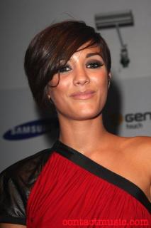 Frankie Bridge [500x750] [43.2 kb]