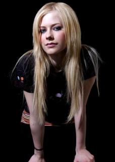 Avril Lavigne [654x916] [56.41 kb]