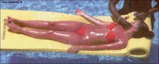 Beatriz Luengo dans Bikini [850x347] [42.73 kb]