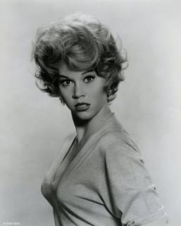 Jane Fonda [573x713] [31.68 kb]