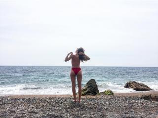 Ángela Cremonte dans Topless [1080x809] [207.51 kb]