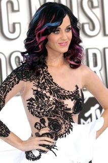 Katy Perry [600x900] [98.05 kb]